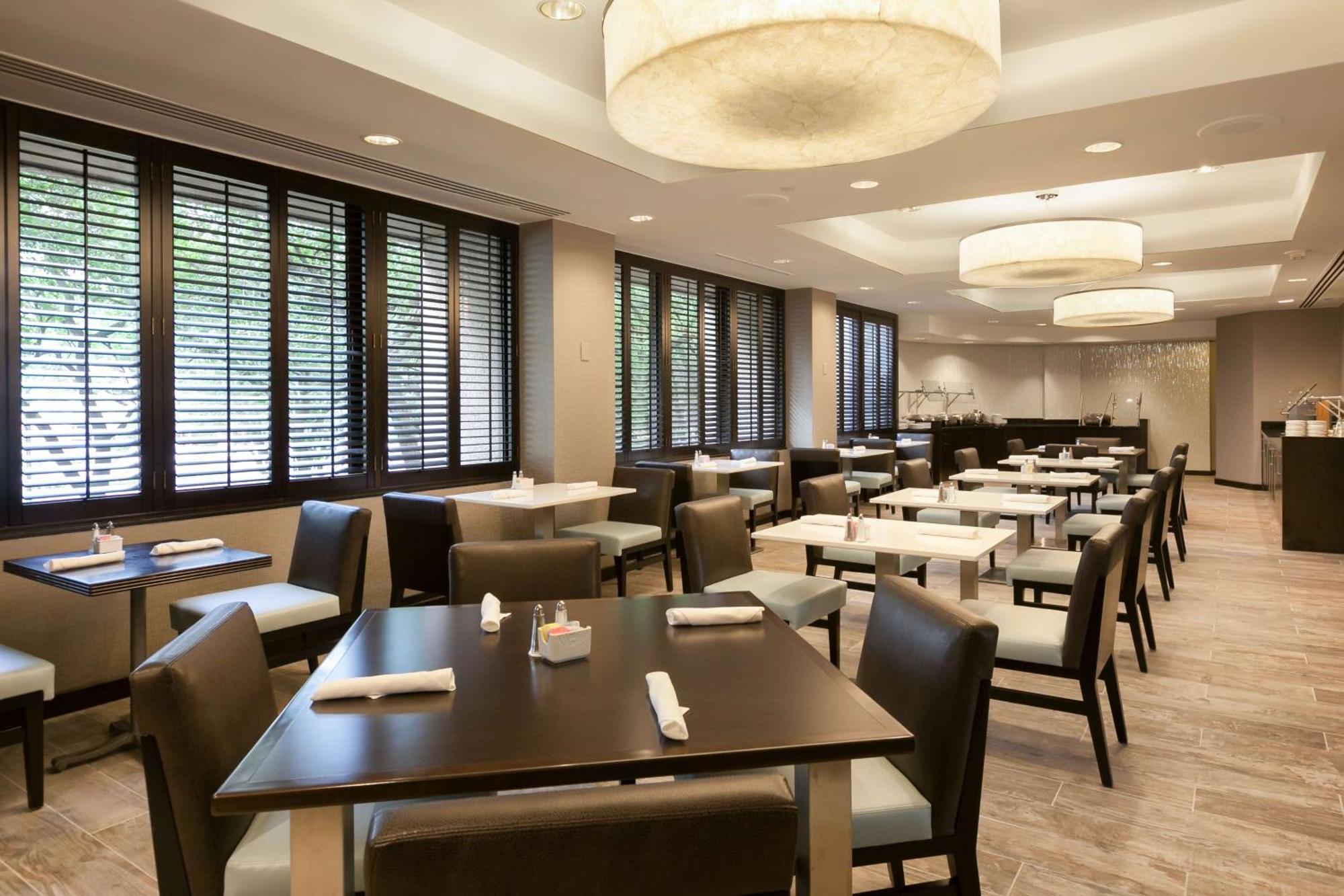 Doubletree By Hilton & By The Galleria 4*