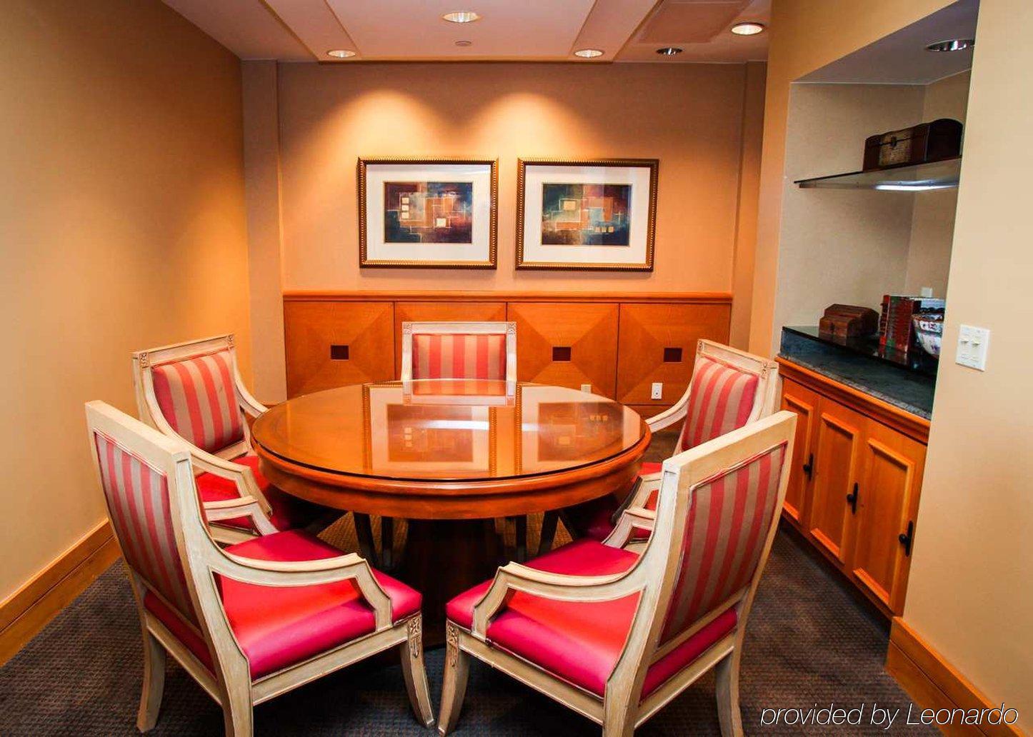 Doubletree By Hilton & By The Galleria 4*
