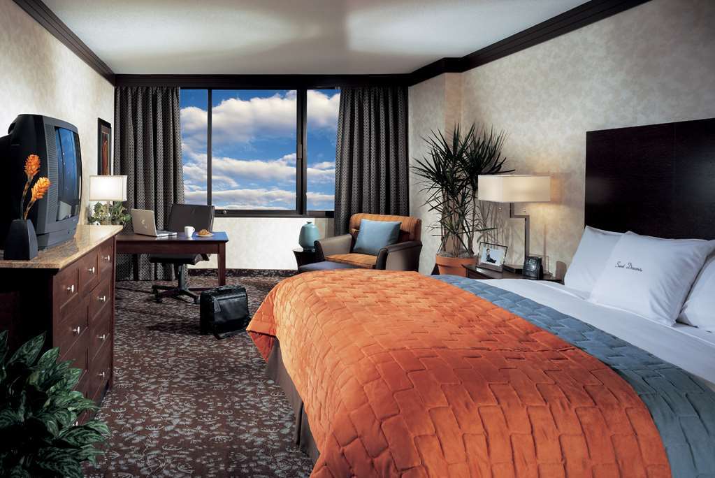 Doubletree By Hilton & By The Galleria 4*