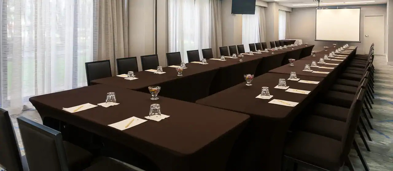 Hotel Doubletree By Hilton & By The Galleria Houston